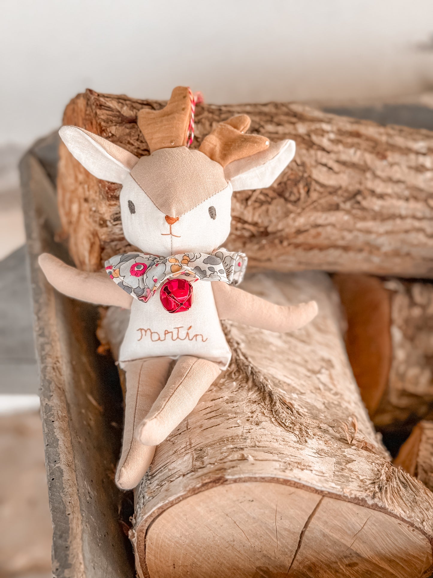 Edición Navidad *bordado* disponible sólo mediante INSTAGRAM.