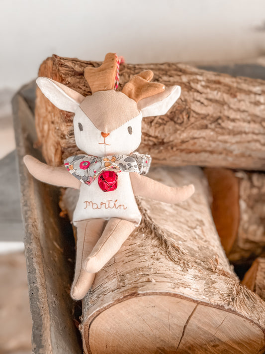 Edición Navidad *bordado* disponible sólo mediante INSTAGRAM.